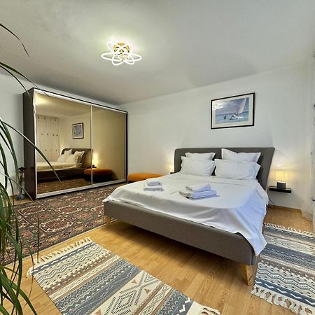 Apartamento Sunrise Bucarest Exterior foto