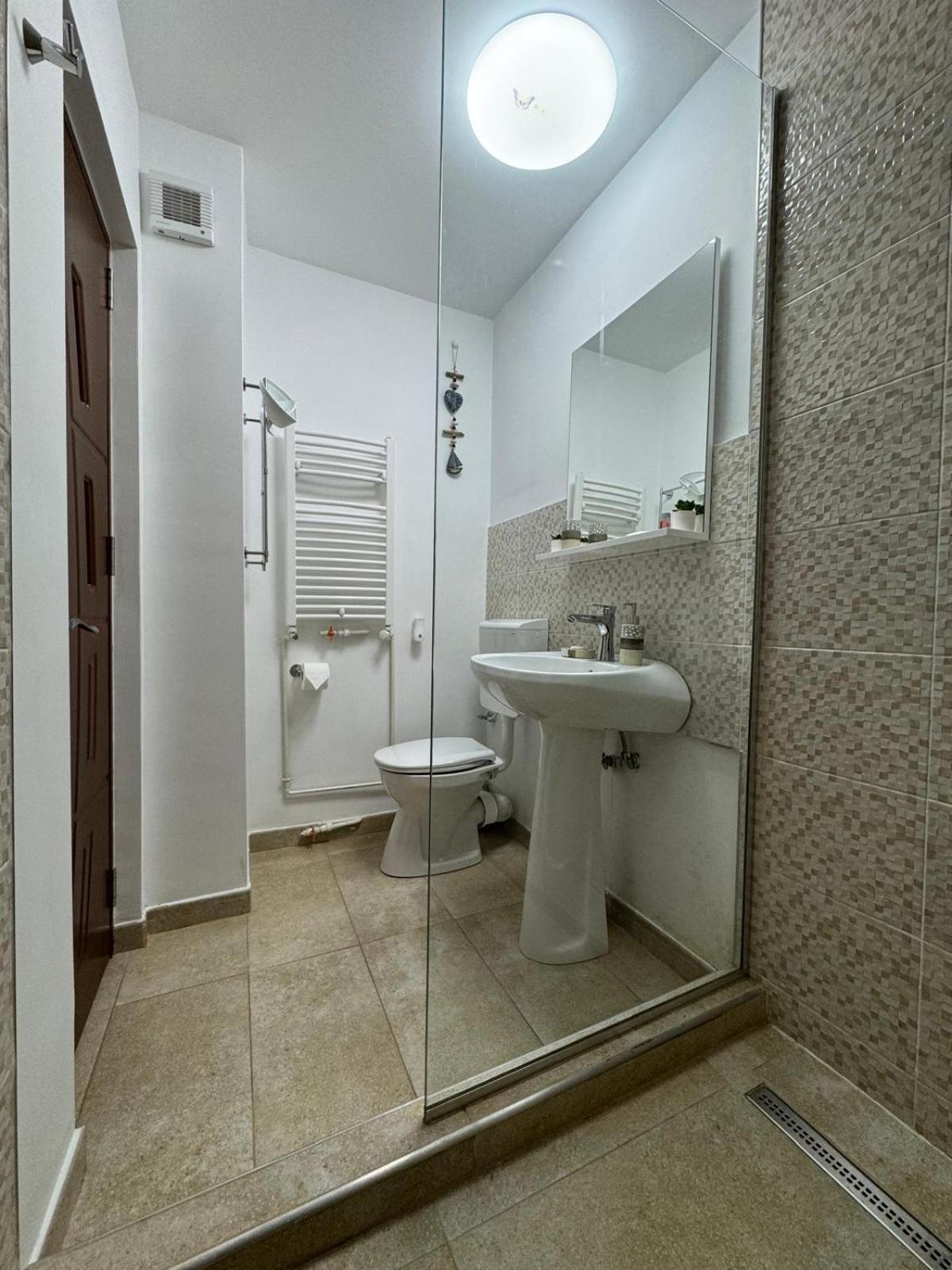Apartamento Sunrise Bucarest Exterior foto