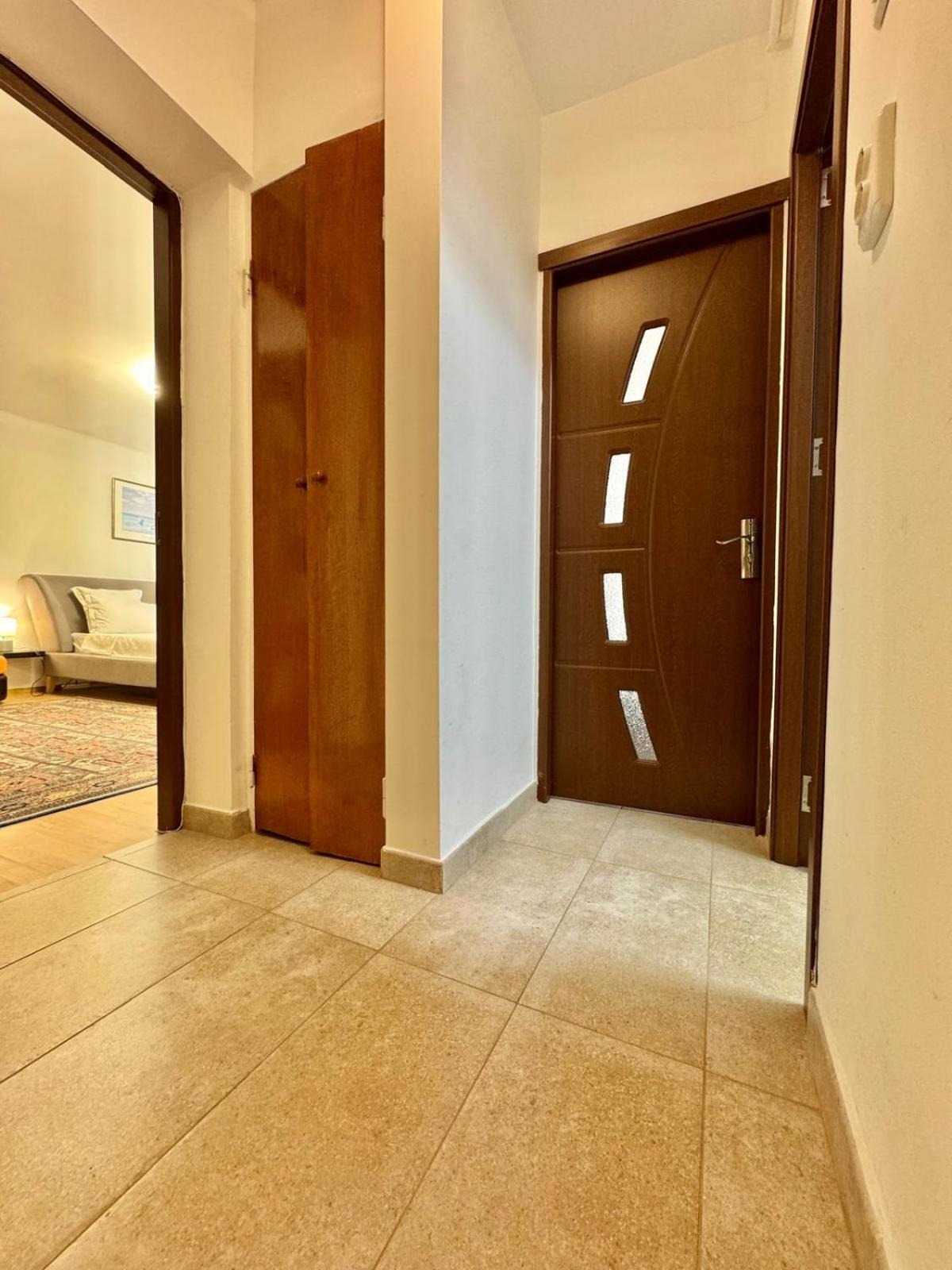 Apartamento Sunrise Bucarest Exterior foto